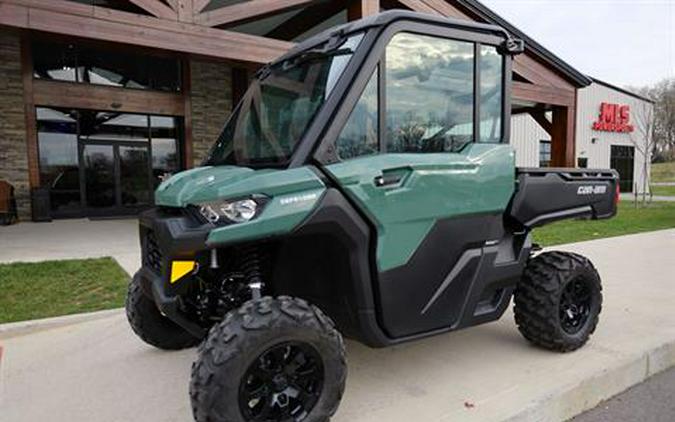 2026 Can-Am Defender DPS CAB