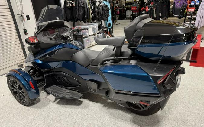 2023 Can-Am Spyder RT Limited Dark Wheels