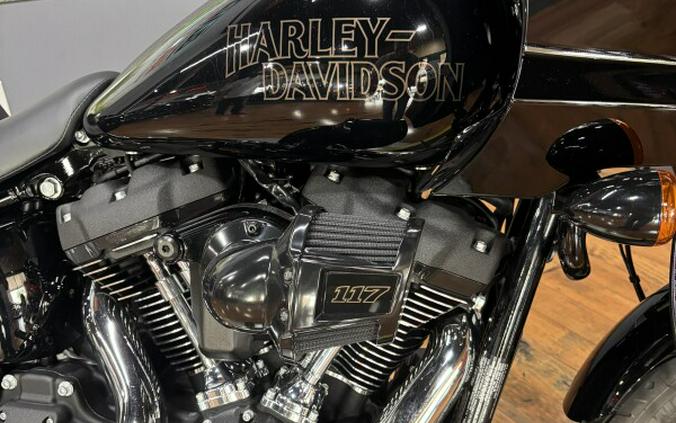 2024 Harley-Davidson® Low Rider™ ST VIVID BLACK