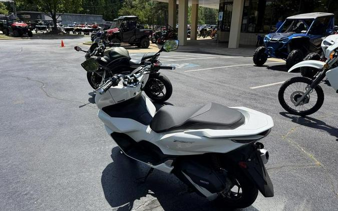 2022 Honda® PCX