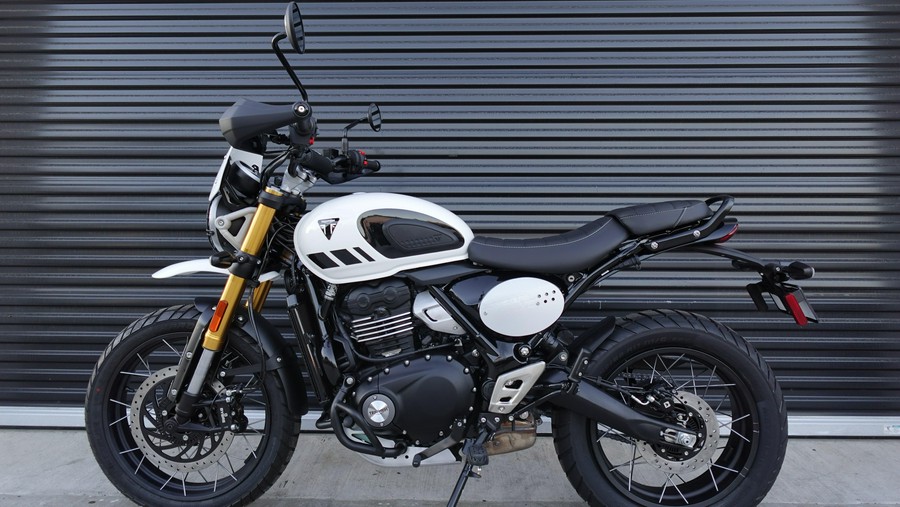 2026 Triumph Scrambler 400 XC