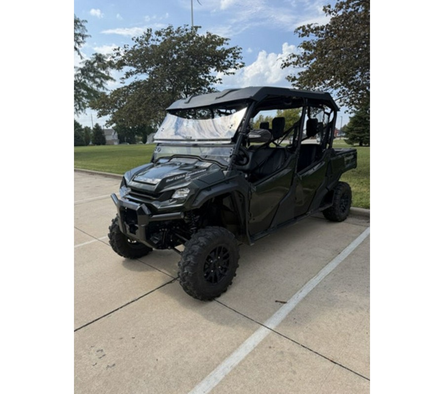 2025 Honda Pioneer 1000-6 Deluxe Crew