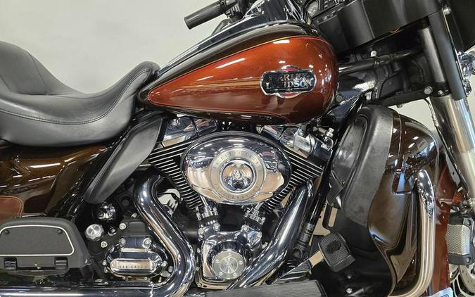 2011 Harley-Davidson® FLHTCU - Ultra Classic® Electra Glide®