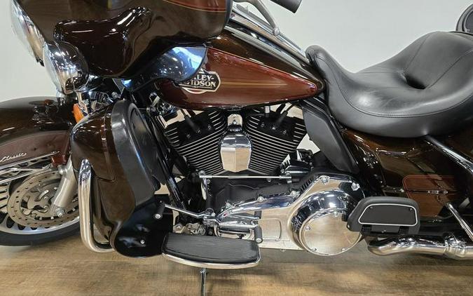 2011 Harley-Davidson® FLHTCU - Ultra Classic® Electra Glide®