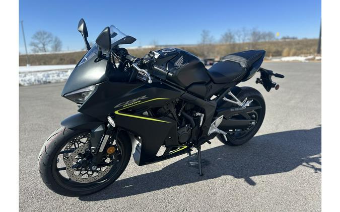 2026 Honda CBR650R E-Clutch