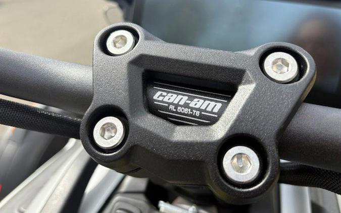 2025 Canyon XT - Can-Am