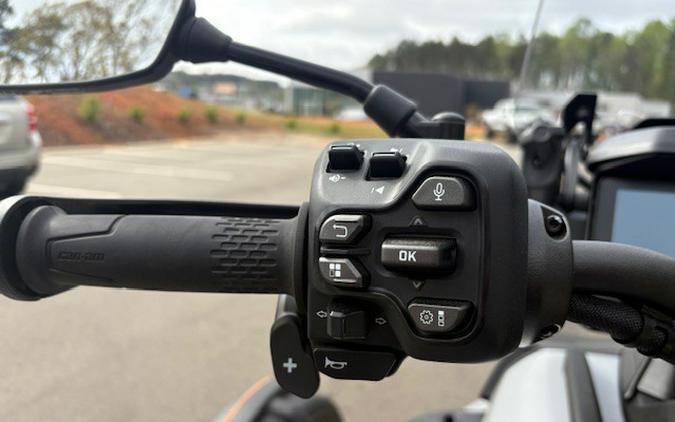 2025 Canyon XT - Can-Am