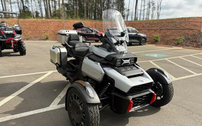 2025 Canyon XT - Can-Am