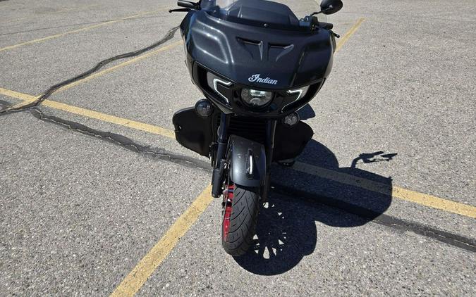 2024 Indian Motorcycle® Challenger® Elite Charcoal Candy/Black Candy