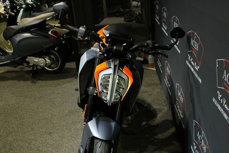 2023 KTM Duke 390