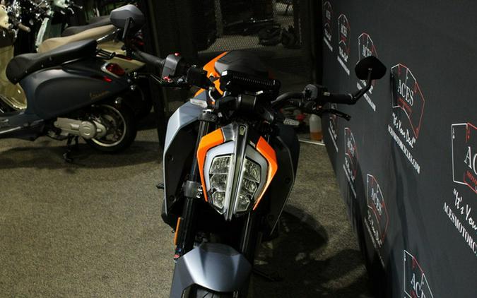 2023 KTM Duke 390