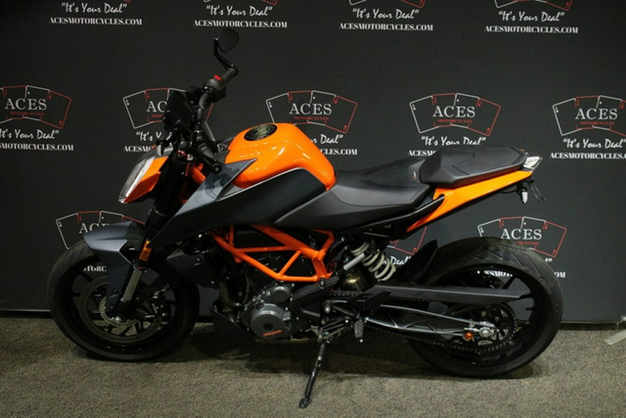 2023 KTM Duke 390