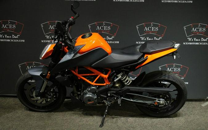 2023 KTM Duke 390