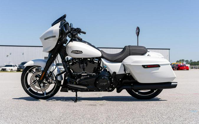 2024 Harley-Davidson® FLHX - Street Glide®