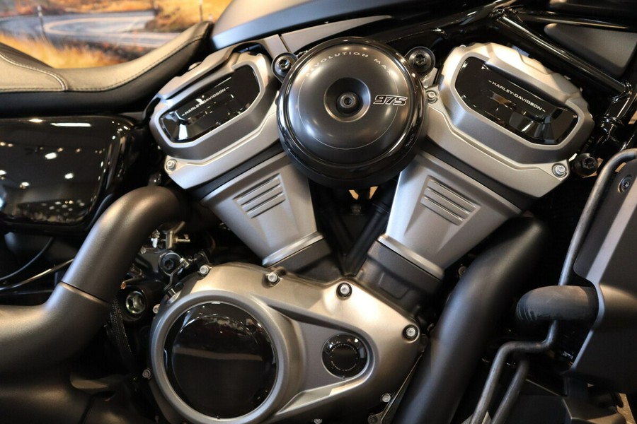 2023 Nightster™ Special (RH975S)