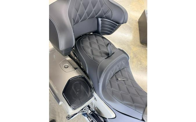 2026 PURSUIT LT 112 - Indian Motorcycle
