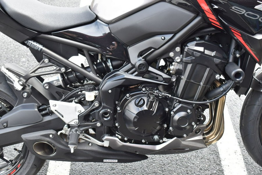 2023 Kawasaki Z900 ABS Metallic Black/Graphite Gray/Flat Black