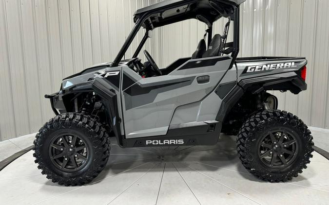 2023 Polaris Industries GENERAL XP 1000 Ultimate * ONLY 395 Miles *