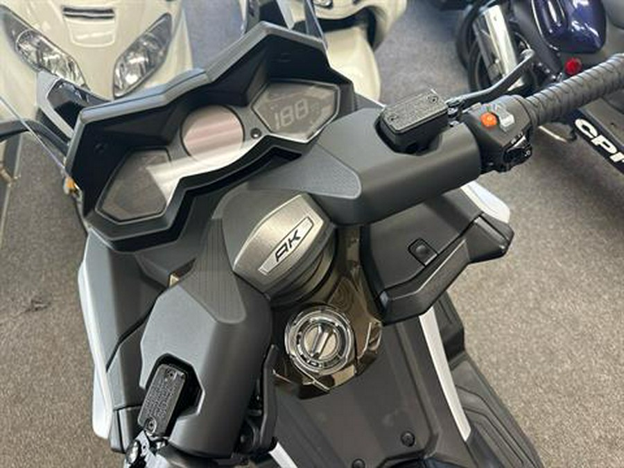 2023 Kymco AK 550i ABS