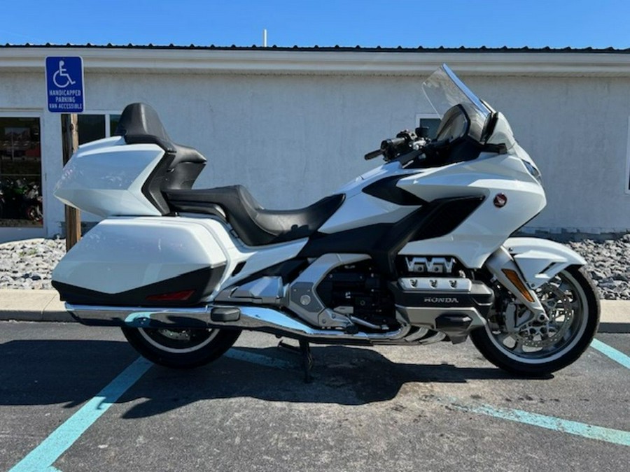 2018 Honda® Gold Wing Tour Automatic DCT Pearl White