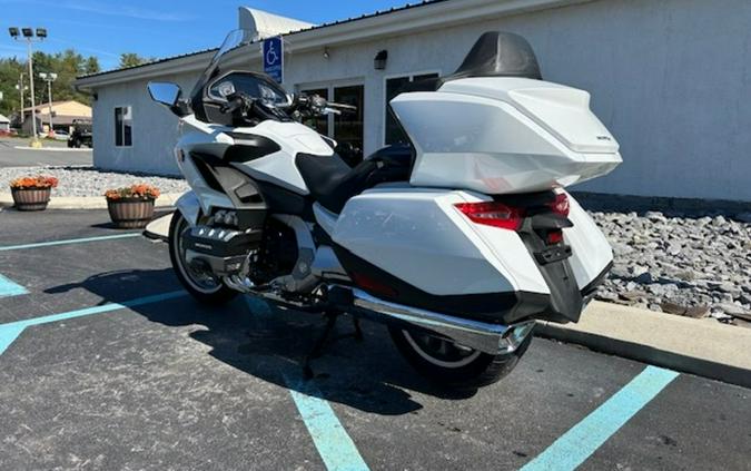 2018 Honda® Gold Wing Tour Automatic DCT Pearl White