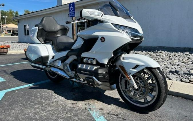 2018 Honda® Gold Wing Tour Automatic DCT Pearl White