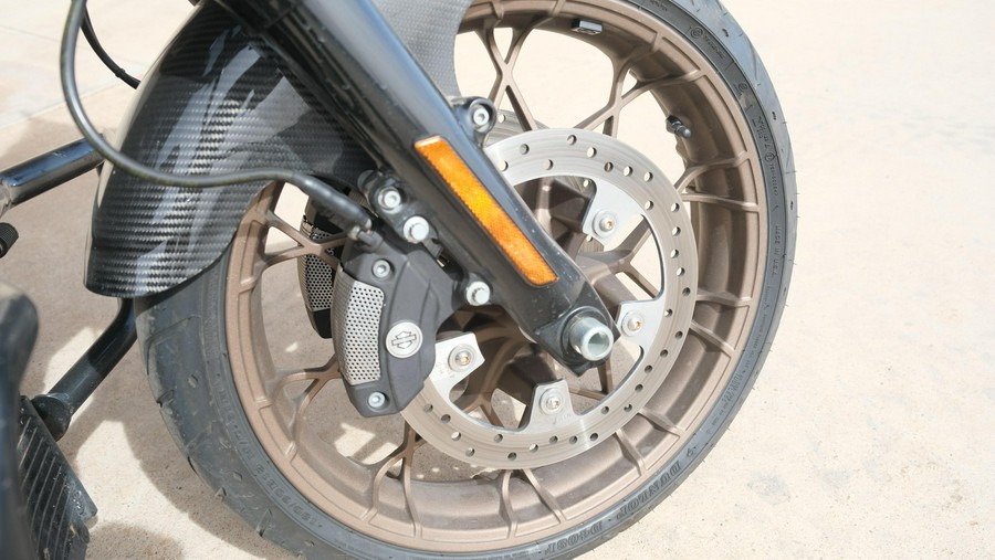 2023 HARLEY ROAD GLIDE ST