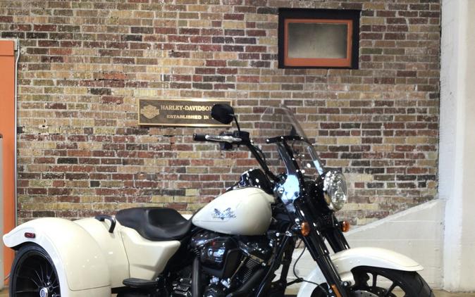 2023 HARLEY-DAVIDSON FREEWHEELER FLRT