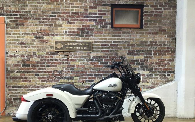 2023 HARLEY-DAVIDSON FREEWHEELER FLRT