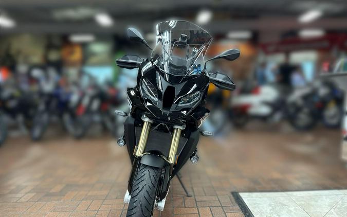 2026 BMW S 1000 XR