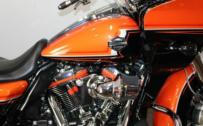2022 Harley-Davidson® CVO™ Road Glide® WICKED ORANGE