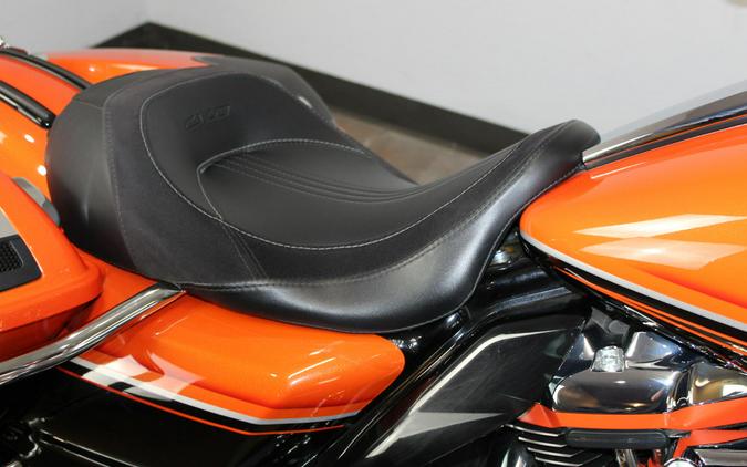 2022 Harley-Davidson® CVO™ Road Glide® WICKED ORANGE