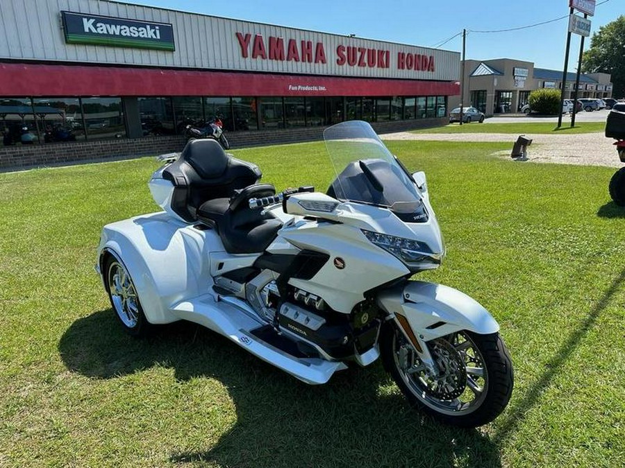 2018 Honda® Gold Wing Tour Automatic DCT Candy Ardent Red