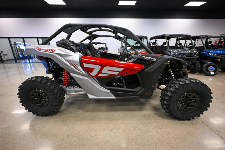 2024 Can-Am MAVERICK X3 DS TURBO RR