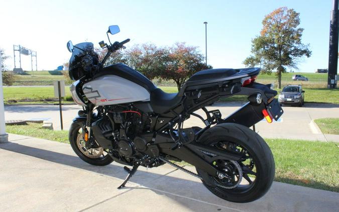 2025 Harley-Davidson® RA1250ST - Pan America® 1250 ST