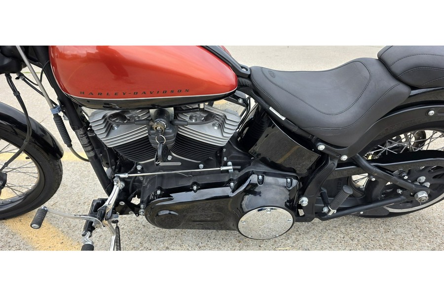 2011 Harley-Davidson® SOFTAIL BLACKLINE