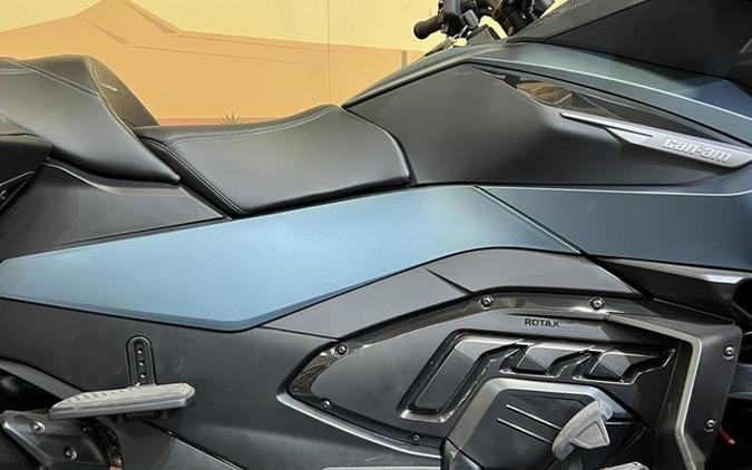 2026 Can-Am Spyder RT Limited Dark