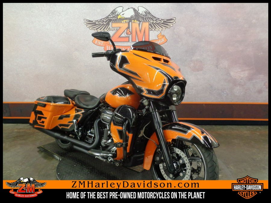 2017 Harley-Davidson CVO™ Street Glide®