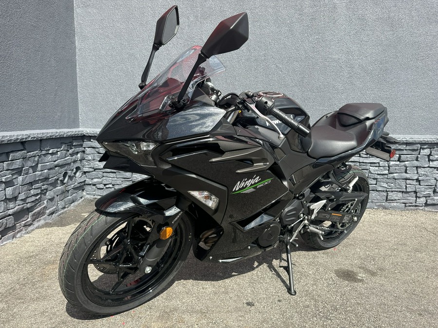 2024 Kawasaki NINJA 500 ABS