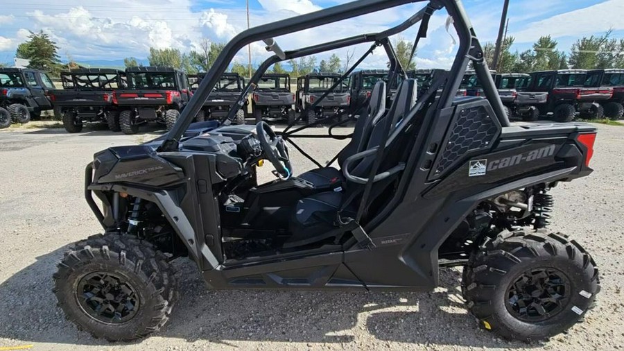 2025 Can-Am® Maverick Trail DPS 700