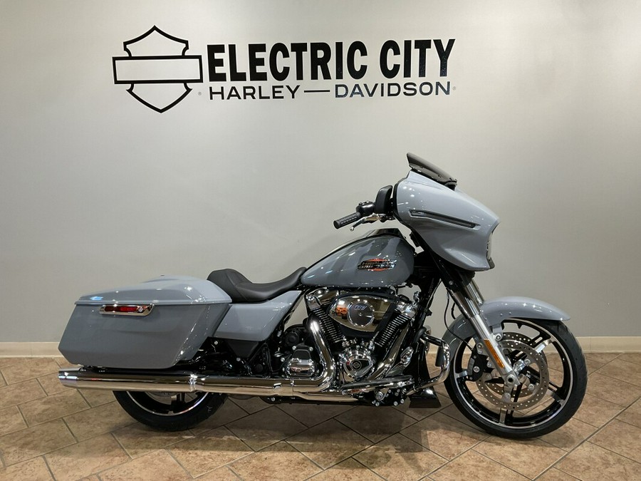 2026 Harley-Davidson® Street Glide® Dark Billiard Gray Chrome Trim FLHX