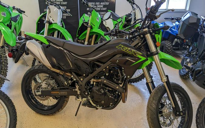 2023 Kawasaki KLX230SM Review [A Dozen Fast Facts]