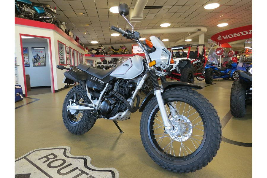 2025 Yamaha TW200S1