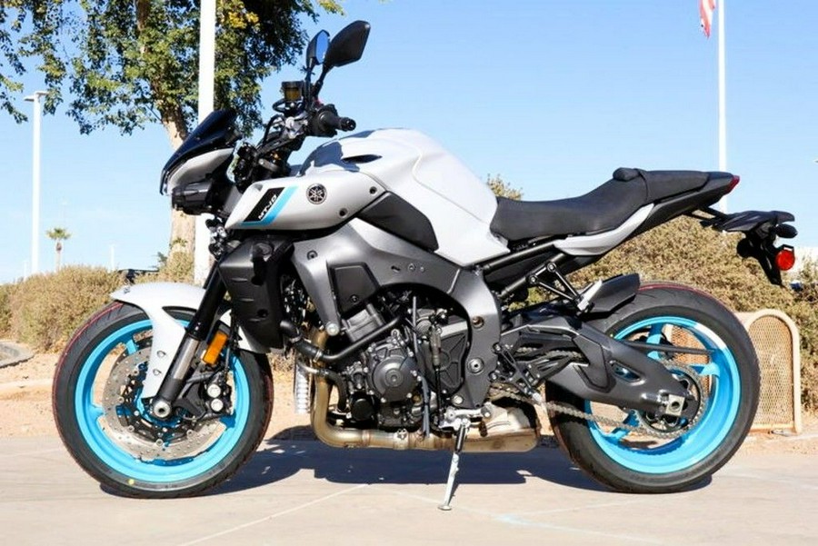 2025 Yamaha MT-10