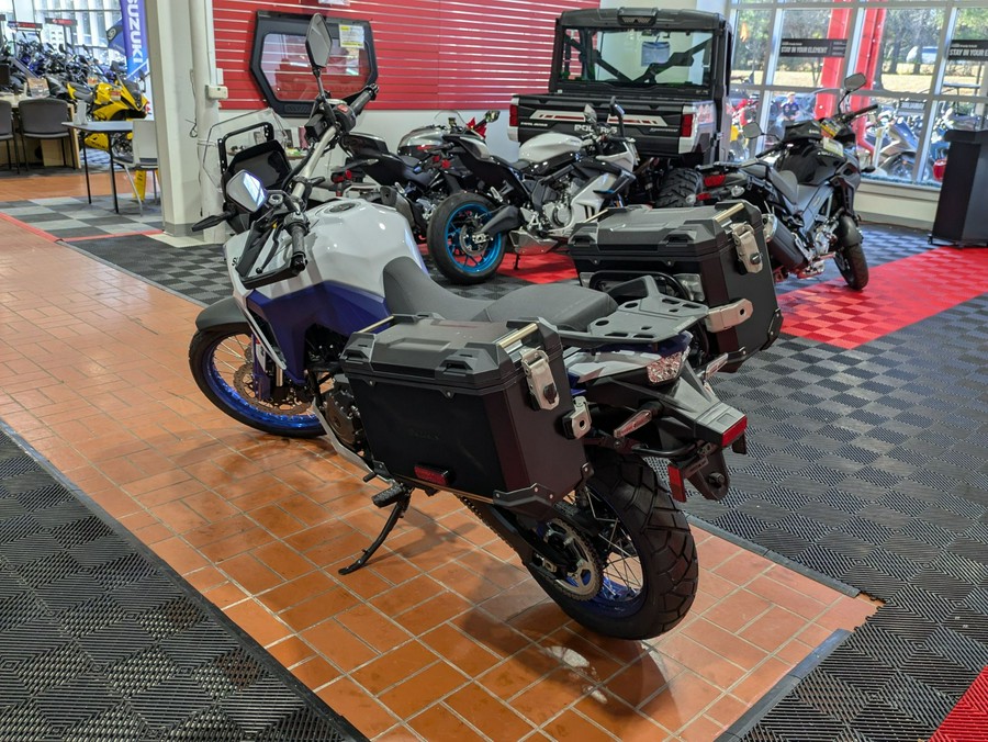 2025 Suzuki V-Strom 800DE Adventure