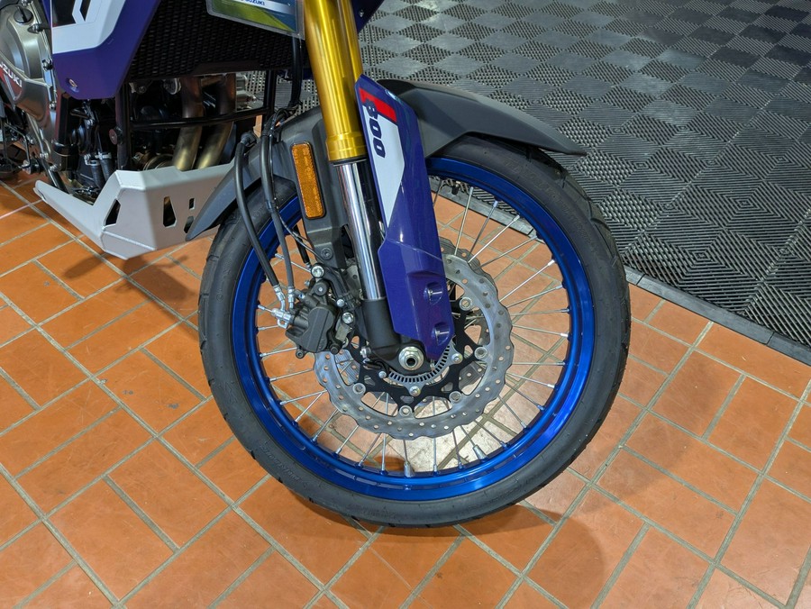 2025 Suzuki V-Strom 800DE Adventure