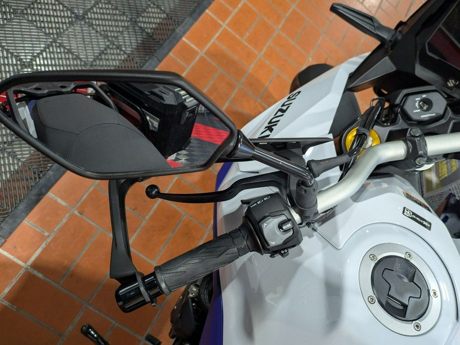 2025 Suzuki V-Strom 800DE Adventure