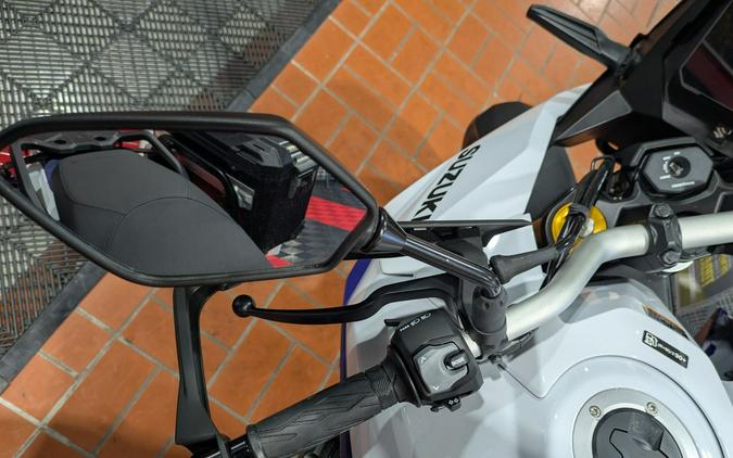 2025 Suzuki V-Strom 800DE Adventure