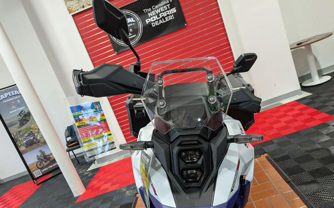 2025 Suzuki V-Strom 800DE Adventure