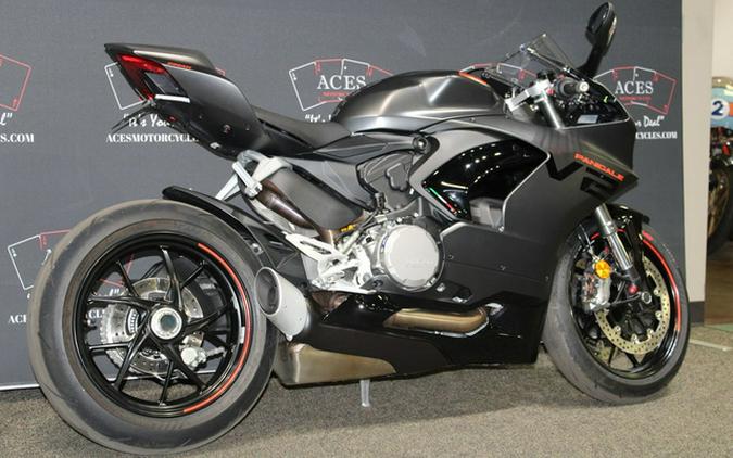 2025 Ducati Panigale V2